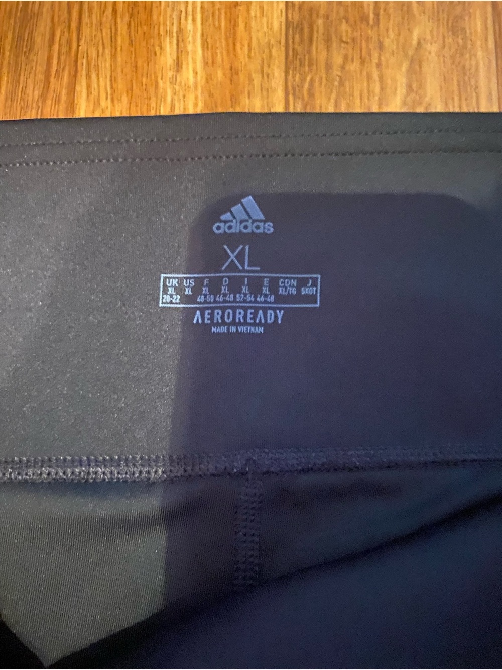 Women’s Adidas Leggings - Picture 5 of 7